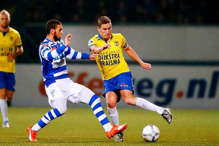 平的执教时 平的执教时