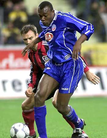 他展现了极 他展现了极